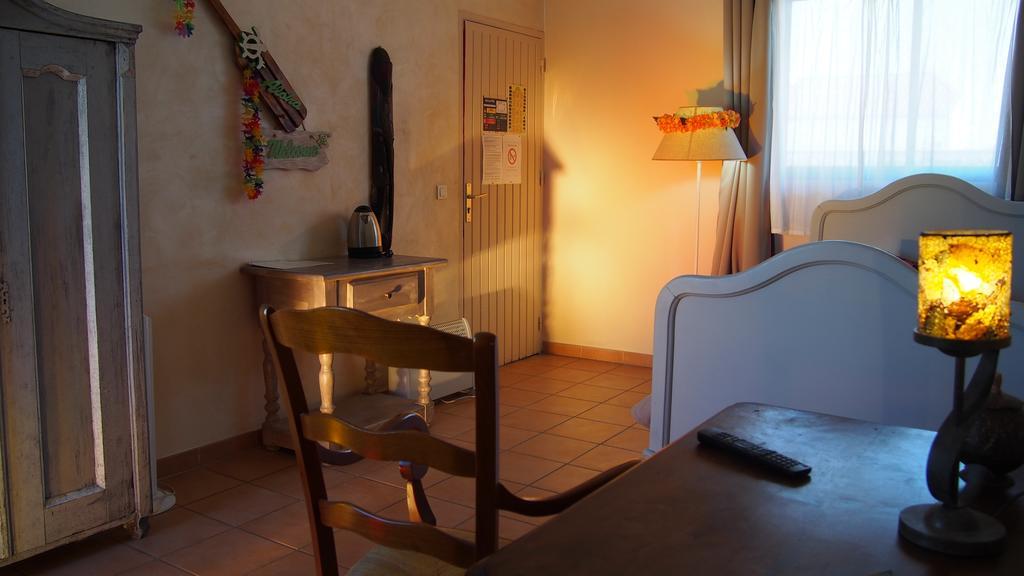 Hotel le Relais du Luberon Maubec  Kamer foto