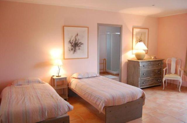 Hotel le Relais du Luberon Maubec  Kamer foto